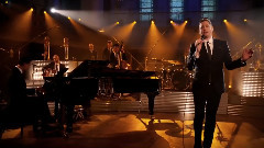 Michael Buble - You Make Me Feel So Young