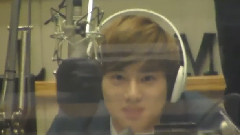 EXO - Kiss The Radio