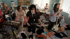 Grouplove - Itchin On A Photograp