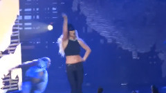 Britney Spears - Me Against The Music