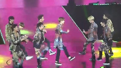 EXO-K,EXO - Dance Battle & XOXO