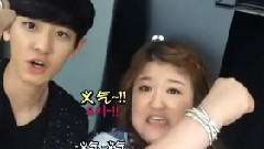 EXO - EXO 90:2014 灿烈&国珠拍照留念