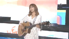 Juniel - 恋爱了吧 (I Think I'm In Love) - KBS音乐银行 现场版 14/10/03