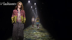 Fashion Show - Dries Van Noten Spring Summer 2015