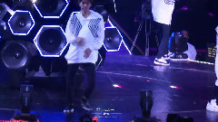 EXO - 天朝三子串场 & 金俊勉我是江南王子 & Machine