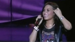 Demi Lovato - Jonas Brothers World Tour